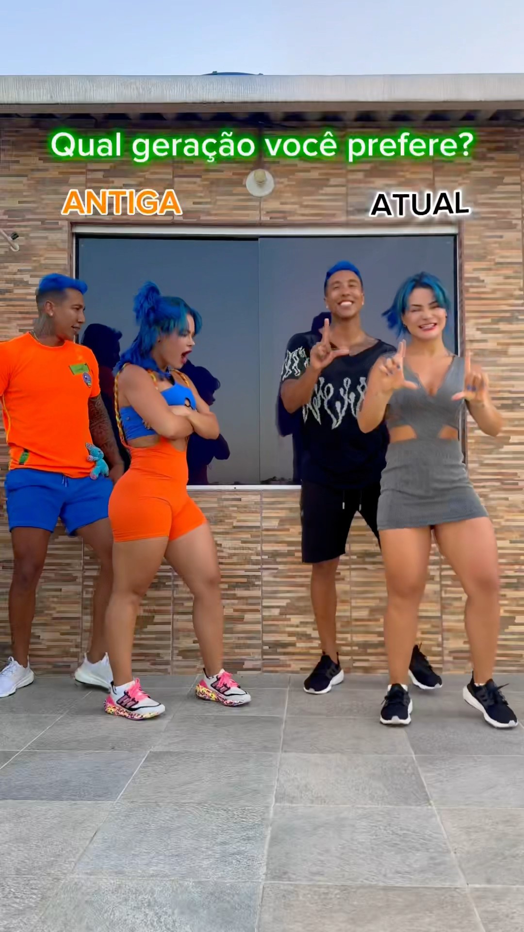 Qual ANTIGA OU ATUAL?@mayca.brasil #dancers #challenge #apollosant #short #shorts